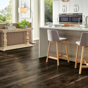 Hardwood flooring barstools | Carpet Direct Flooring
