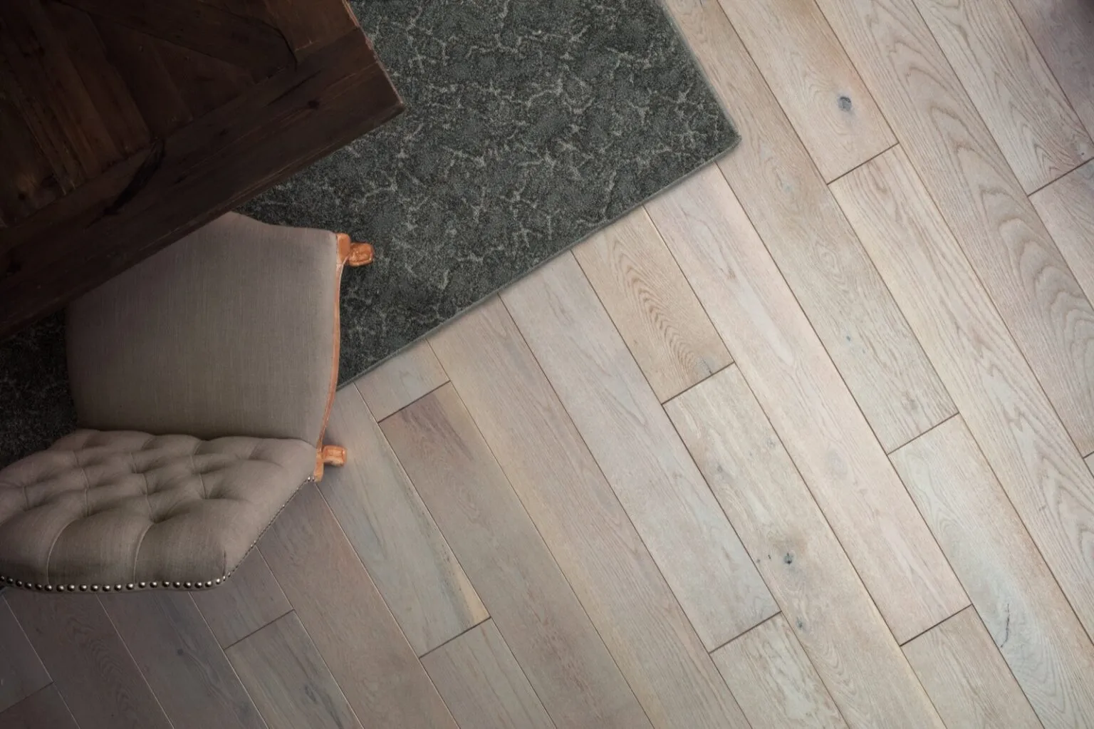 AA729-Metallics-11031-Pearl-ZZ072-Stargazer-548-Horizon_O-0457_ret2-1536x1023-1